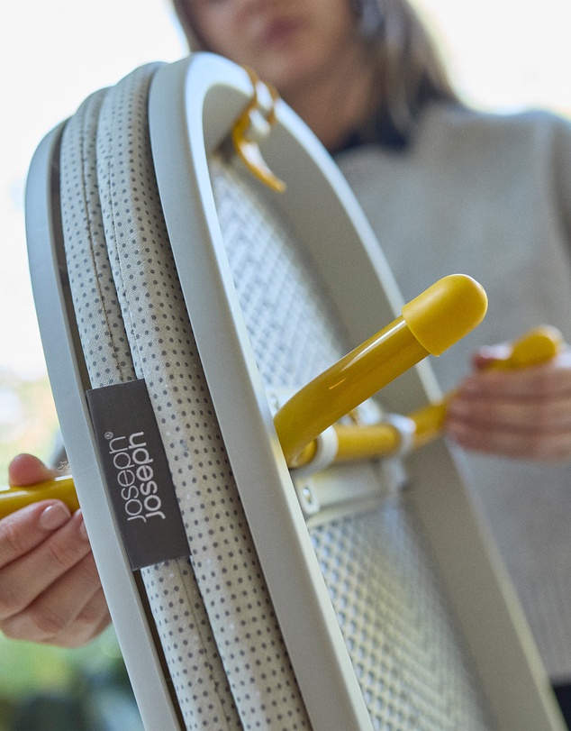 Joseph Joseph - Pocket Max Ironing Board