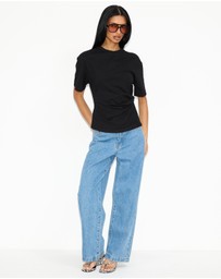 Dazie - Ava Twist Detail Short Sleeve Tee