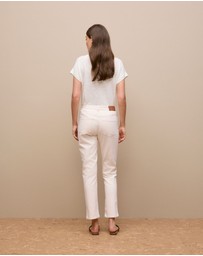 Trenery - Natural Seed Boyfriend Jean in Ecru