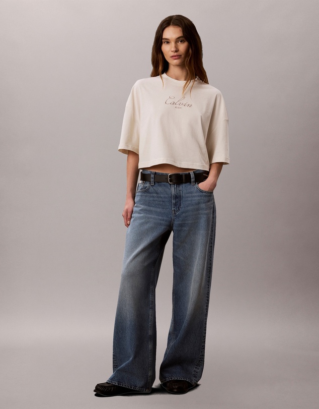 Calvin Klein Jeans - Boxy Crop Script Logo Tee
