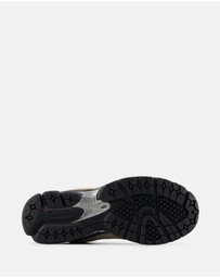 New Balance - U2002R - Unisex