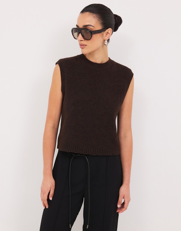Calli - Bron Round Neck Knit Vest Top