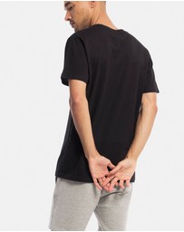 Xander - Grid Tee