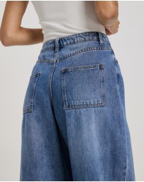 Atmos&Here - Lydia Barrel Leg Jeans
