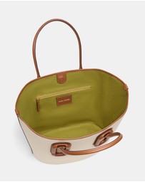 Marc Jacobs - The Tote Bag