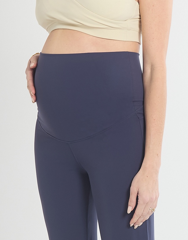 Soon Maternity - Straight Flare Overbelly Leggings