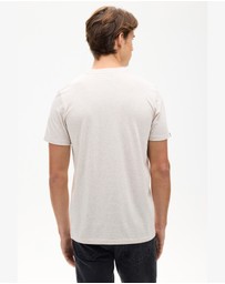 Superdry - Machine Goods Graphic Tee
