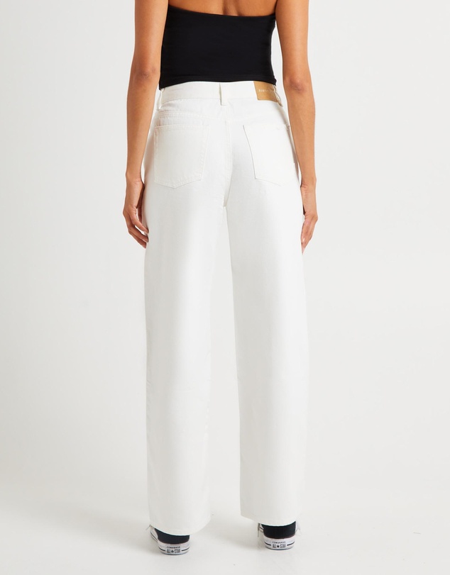Subtitled - Alexa Mid Rise Relaxed Denim Jeans
