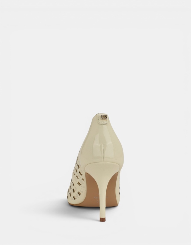 GUESS - Prindyls Pumps