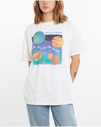 Vintage by The Real Deal - Pre Loved - Vintage 90s Templeton Elementary Planet Tee