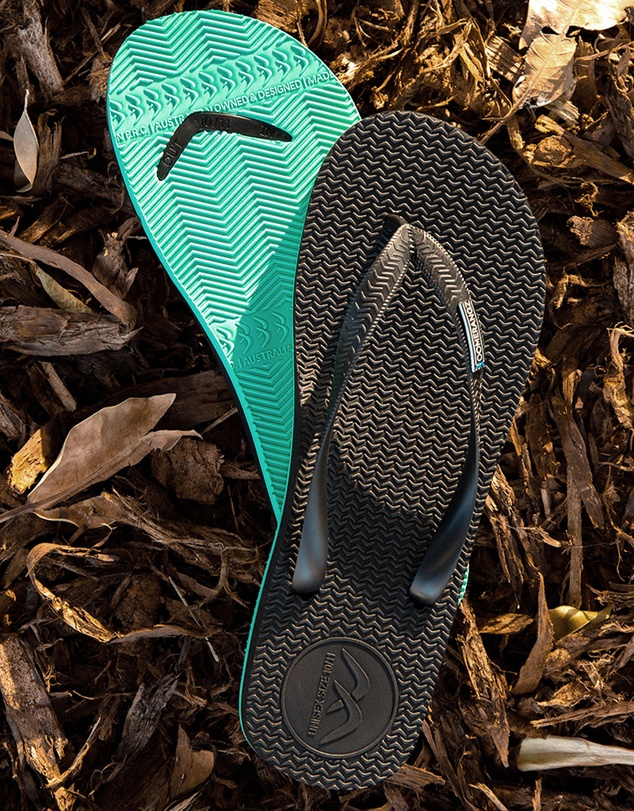 Boomerangz Footwear - Men's Black/Teal Thongs with arch support and 2 x interchangeable straps