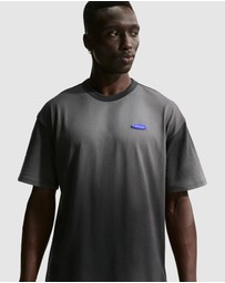 Nike - Sportswear Premium Essentials T-Shirt