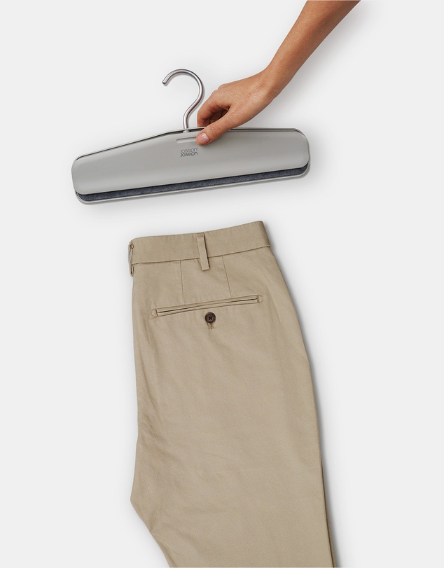 Joseph Joseph - Orderly™ Set of 2 Easy-Grip Hangers