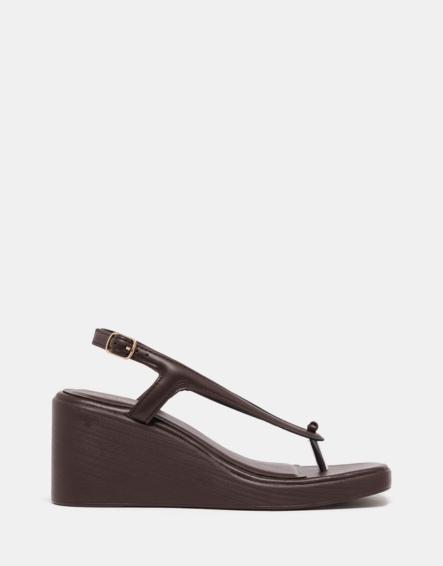 Therapy - Leni