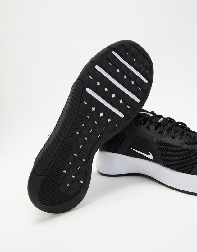 Nike - Nike MC Trainer 3 - Men's