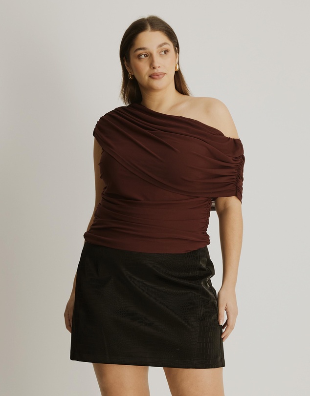 Atmos&Here Curvy - Winnie Off Shoulder Mesh Top