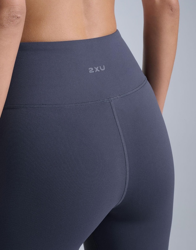 2XU - Fluid Hi-Rise Flare Pants