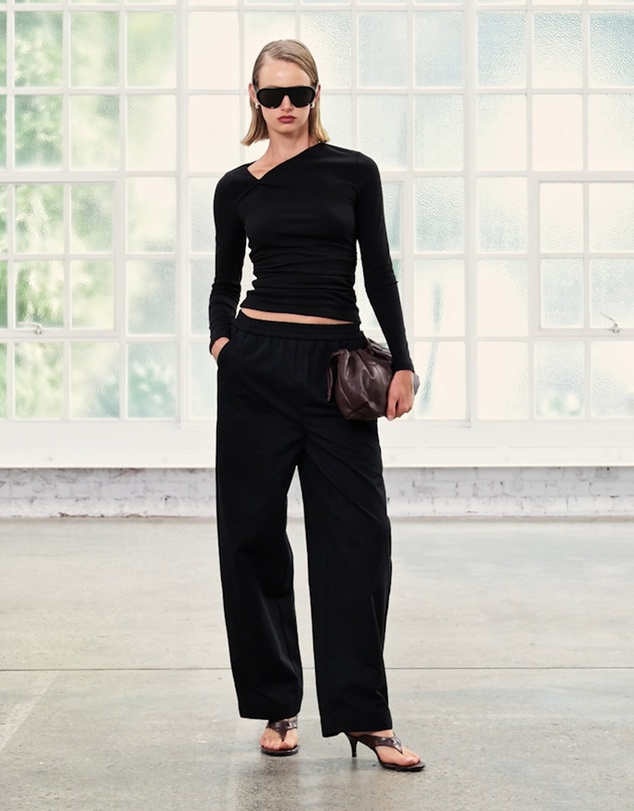 Staple the Label - Alexi Twist Top