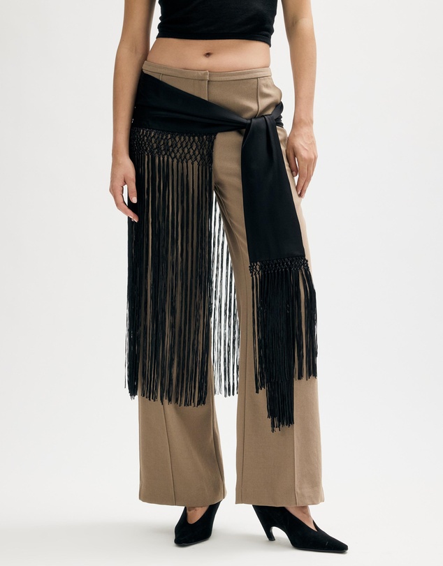 Minima Esenciales - Sola Fringed Scarf Belt