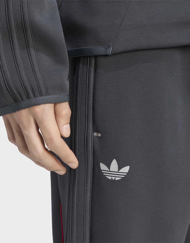 adidas Originals - LIVERPOOL FC 26/27 ORIGINALS TEAMGEIST 26 TRACKPANT Mens