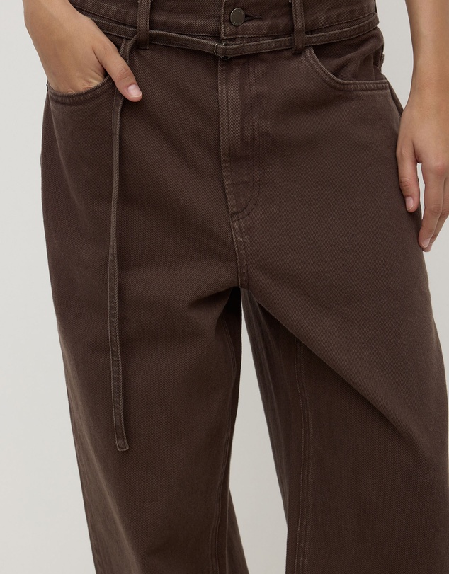 Assembly Label - Loose Fit Jeans
