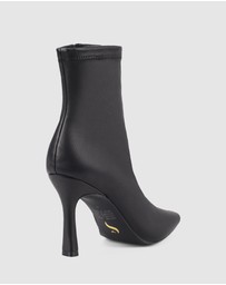 Siren - Dillon Stretch Ankle Boots