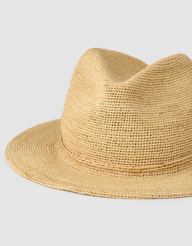 Arms Of Eve - Rae Sunhat