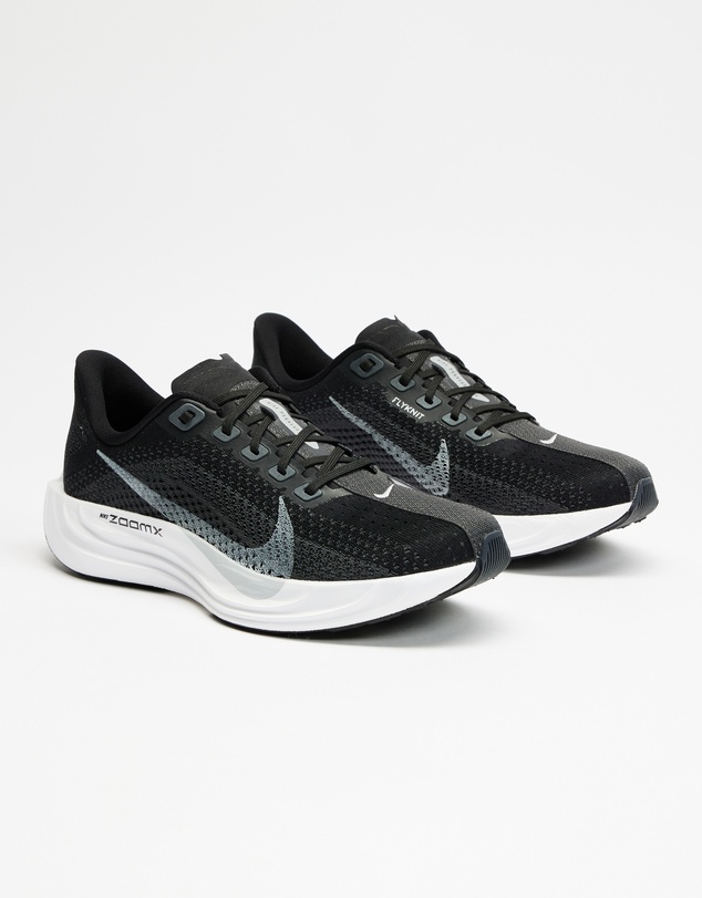 Nike - Pegasus Plus - Women's