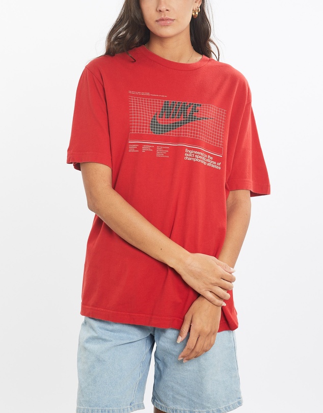 Vintage by The Real Deal - Pre Loved - Vintage Nike Tee