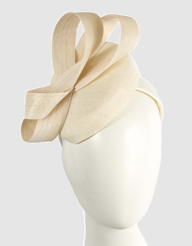 Max Alexander - Cream Pillbox Racing Fascinator
