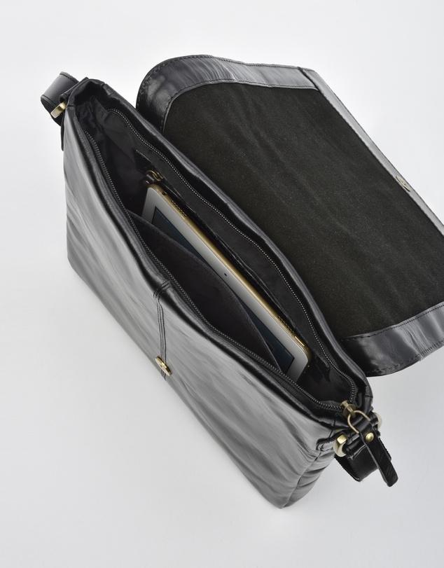 Cobb & Co - Richmond RFID Leather Satchel