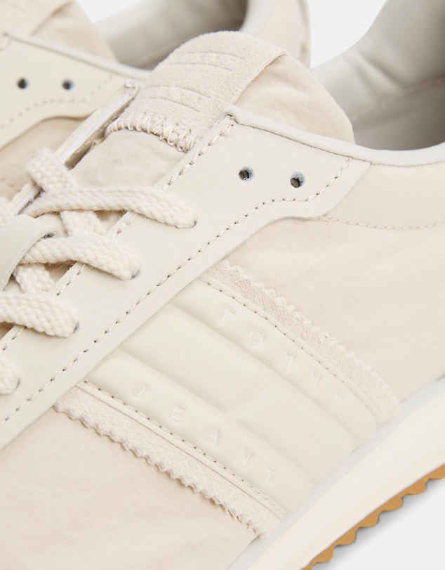Tommy Hilfiger - Crinkle Cleat Sneakers - Women's