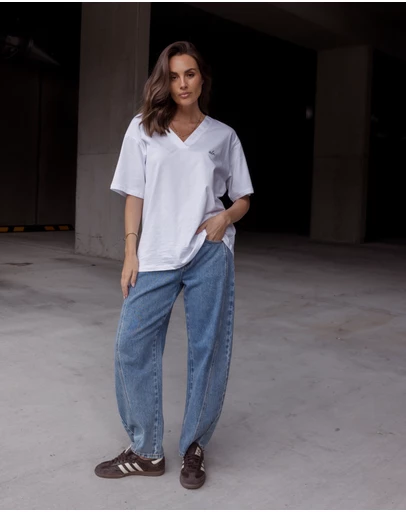ALEXANDRA - Avara V-Neck T-Shirt White