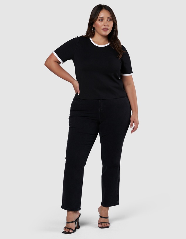 Sunday In The City - Luxe Contrast Tee