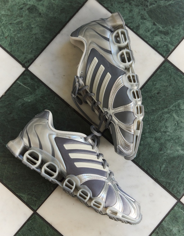 adidas Originals - Mega Ghostride - ICONIC EXCLUSIVE - Women's