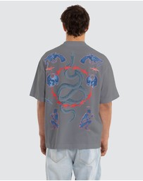 Kiss Chacey - Grave Street Tee