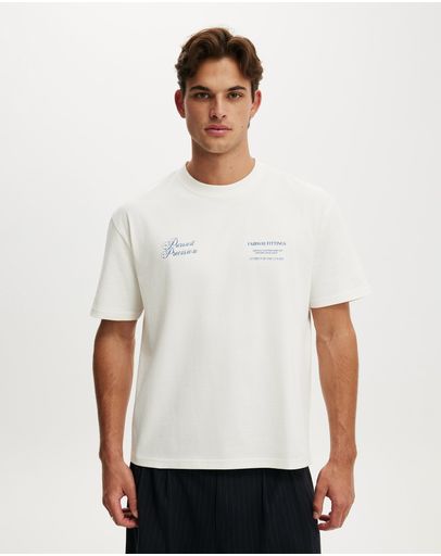 VINTAGE WHITE  PURSUIT