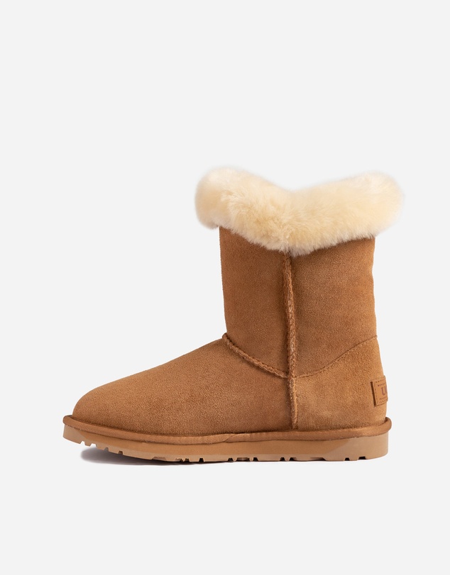 Ozwear Connection Uggs - Ugg Horns Button Boots
