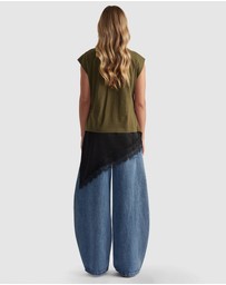 Decjuba - Rachel Twist Detail Top