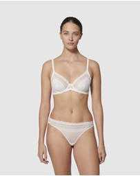 Simone Perele - Destinee Tanga