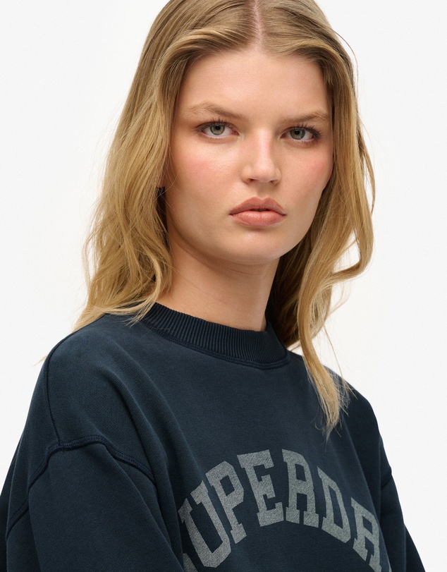 Superdry - Athletic Essential Slouchy Crew