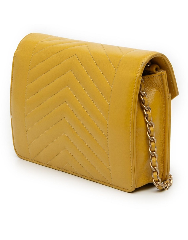 Pre-Loved by Azura Reborn - Pre-Loved Small Reversed Chevron Lambskin Flap