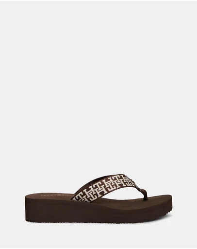 Tommy Hilfiger - Riri TH Mono Wedge Summer Sandals - Women's