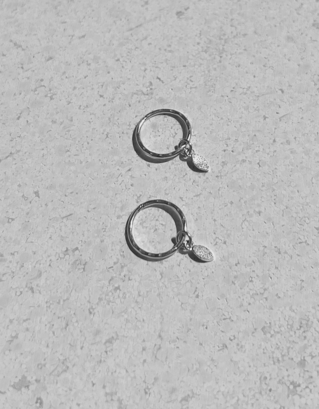 SAINT VALENTINE - Indi Mini Hoops - Silver - ICONIC EXCLUSIVE