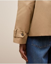 Trenery - Cotton Twill Cropped Trench Coat in Dark Camel