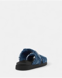 GUESS - Teall Slide Sandals