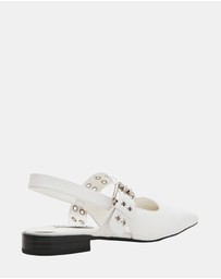 Steve Madden - Believer White Leather Flats