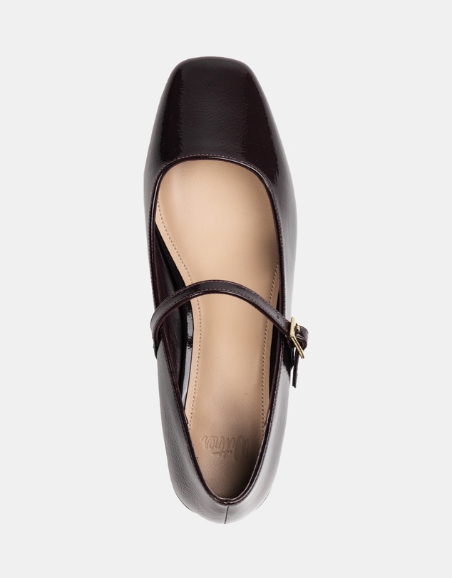 Wittner - Aria Crinkle Patent Leather Mary Janes