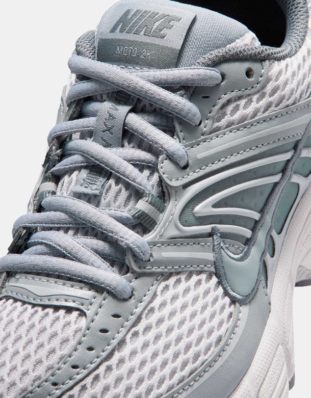 Nike - Air Max Moto 2K Grade School