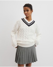 Country Road - V-neck Cable Knit